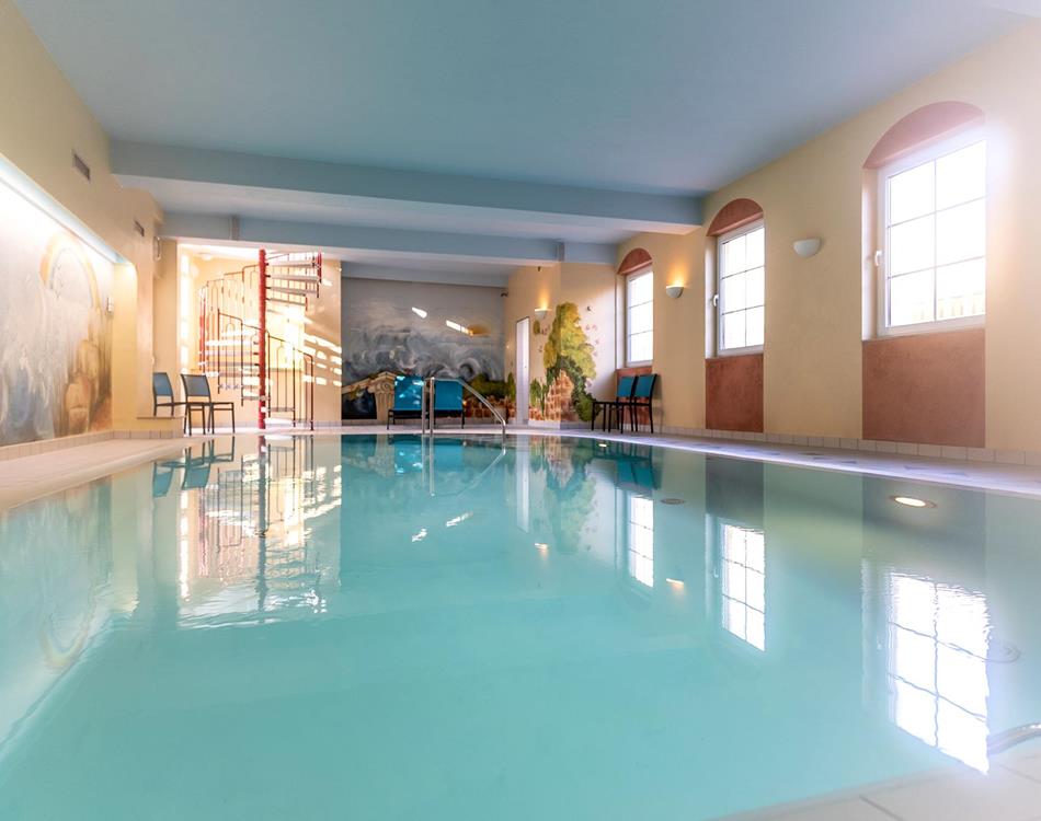 Hallenbad - Wellness