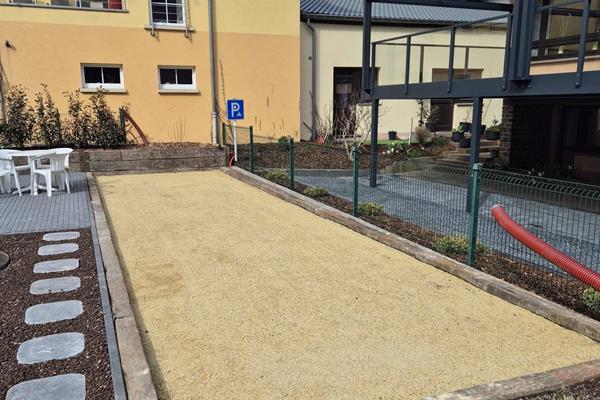 Pétanque im Hotel du Commerce
