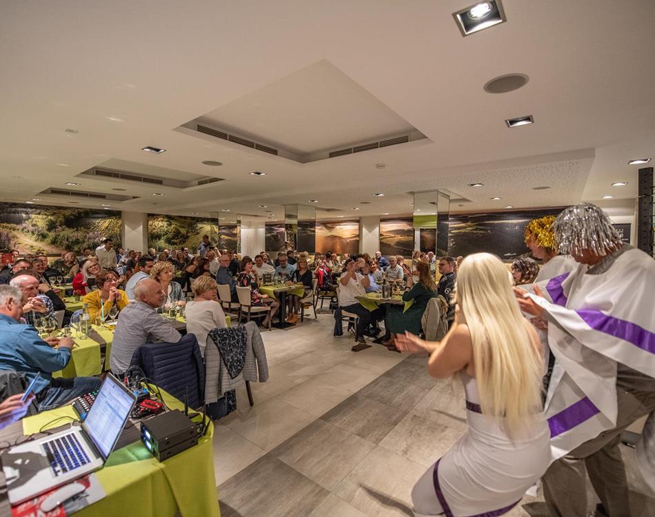 Tribute to Abba Dinner Show 05/10/2019